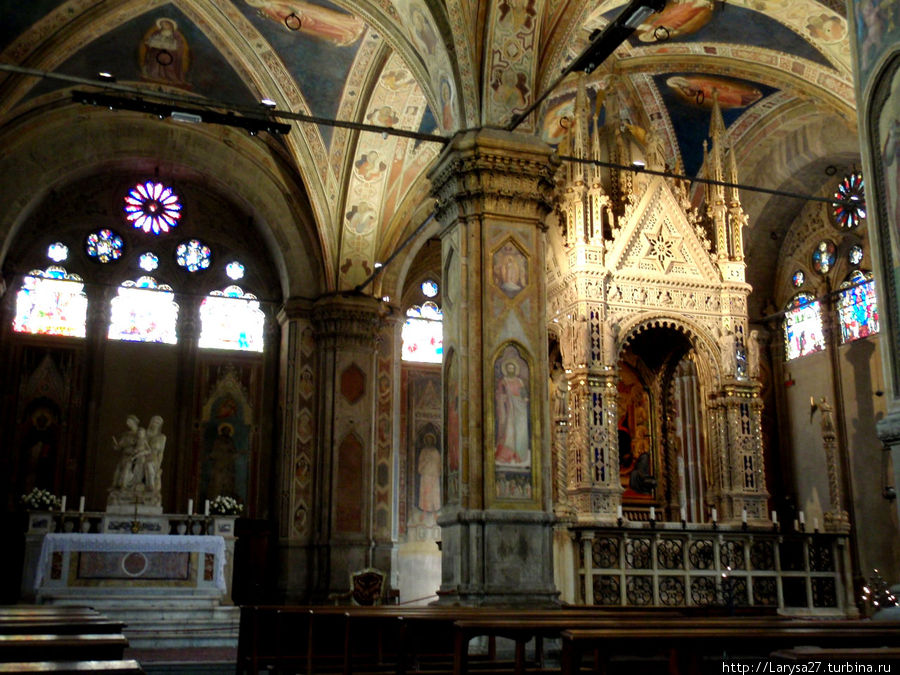 Интерьер церкви Орсанмикеле Флоренция, Италия