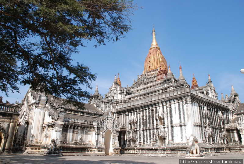 Храм Ананда Баган, Мьянма Храм Ананда Баган, Мьянма