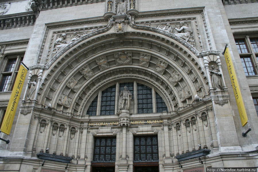 музей Виктории и Альберта, вход Лондон, Великобритания