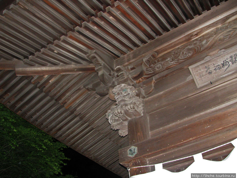 Элементы резьбы по дереву, храм то 19 века Касугаи, Япония