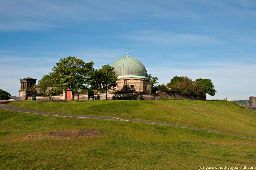 Городская обсерватория Эдинбурга. Построена в 1776г, закрыта в 2009. Эдинбург, Великобритания