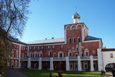 Палаты Казенного приказа (Симоновский корпус) на территории Вологодского кремля.