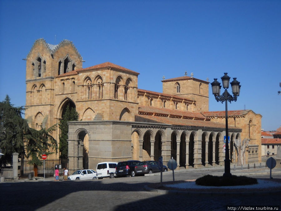 Базилика Св. Висенте / Basilica San Vincente