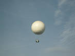 В Кракове можно на шаре полетать. Взрослые 40 злотых, дети 20.