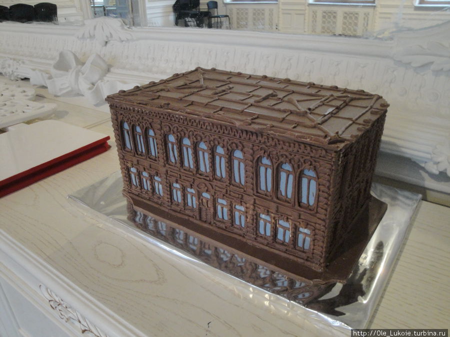 Торт Шоколадный домик  — приз на художественном конкурсе Киев, Украина