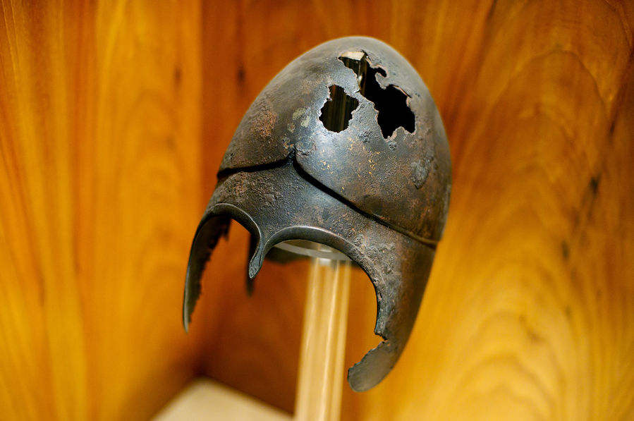 Шлем из Трои. Шлем из Трои.