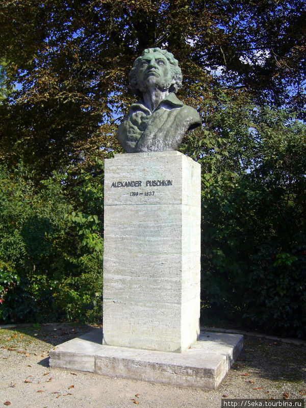 Памятник А.С. Пушкину Веймар, Германия