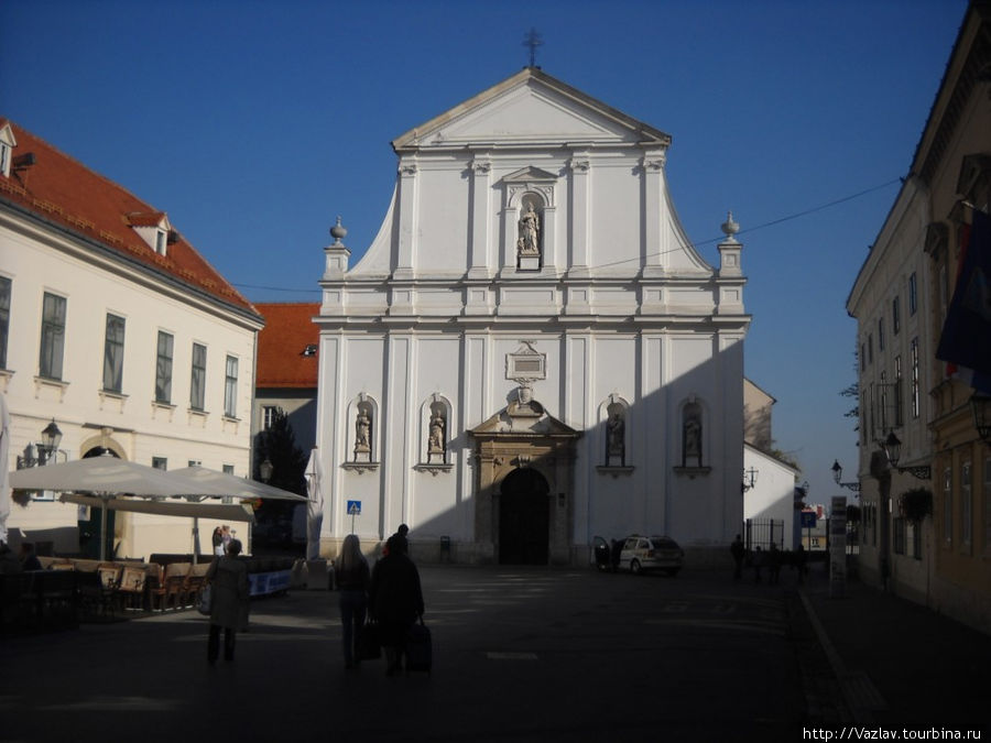 Фасад церкви Загреб, Хорватия
