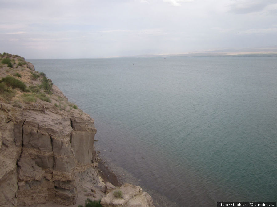 Худжанд. Таджикское водохранилище Водохранилище Таджикское Море, Таджикистан