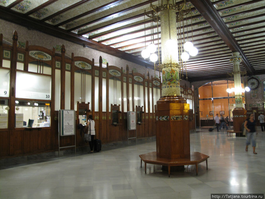 Северный вокзал Валенсия, Испания