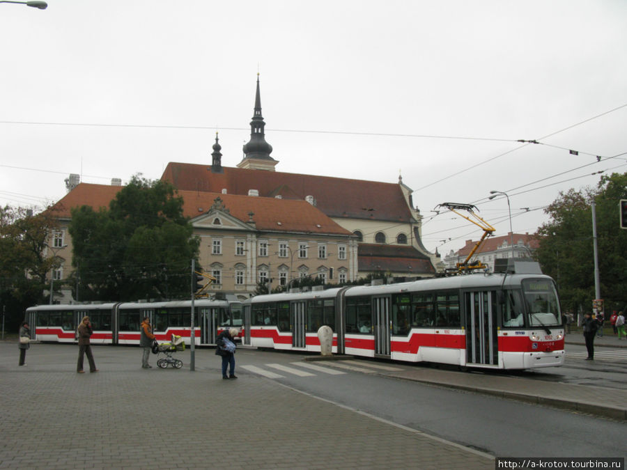 Брно: длинные трамваи, транспорт и быт Брно, Чехия