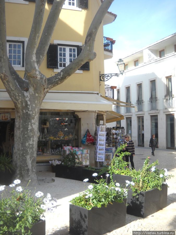 Крохотная площадь Крохотная площадь