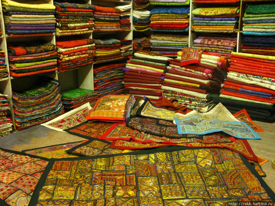 В лавке ковров Джайсалмер, Индия