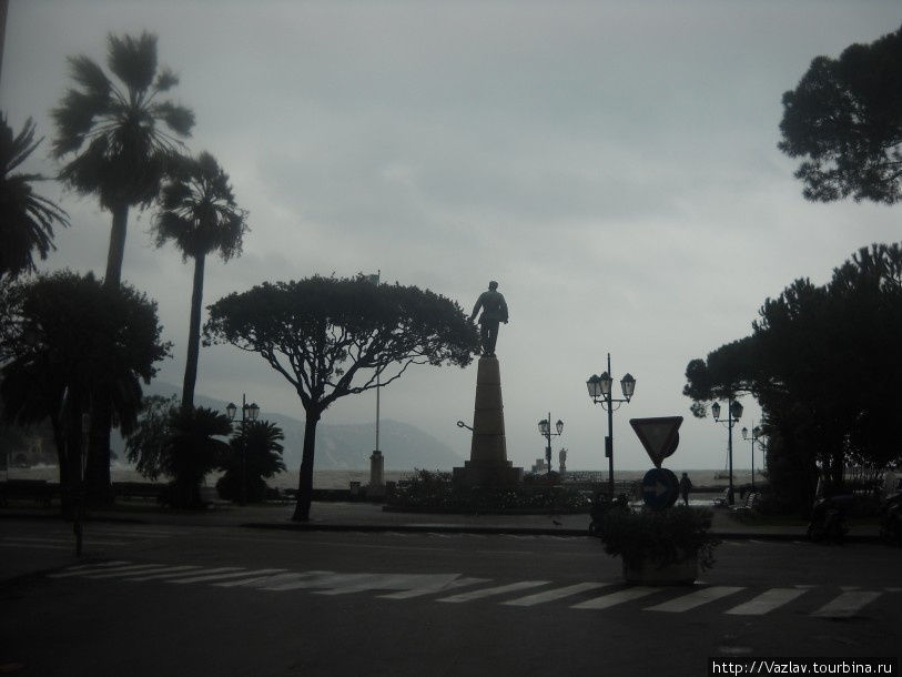 Памятник и его окружение Санта-Маргерита-Лигуре, Италия