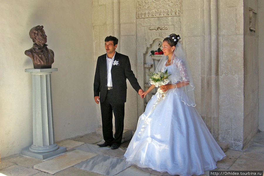 во дворце часто играют свадьбы... Бахчисарай, Россия