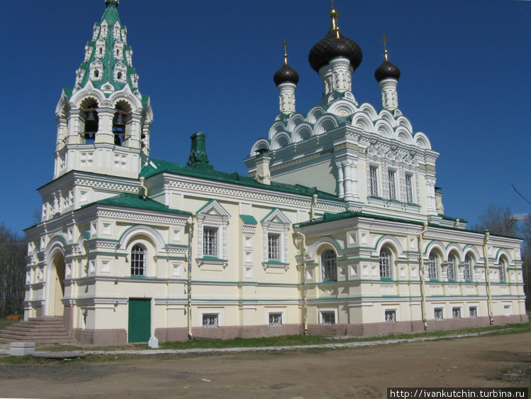 Церковь Троицы Живоначаль