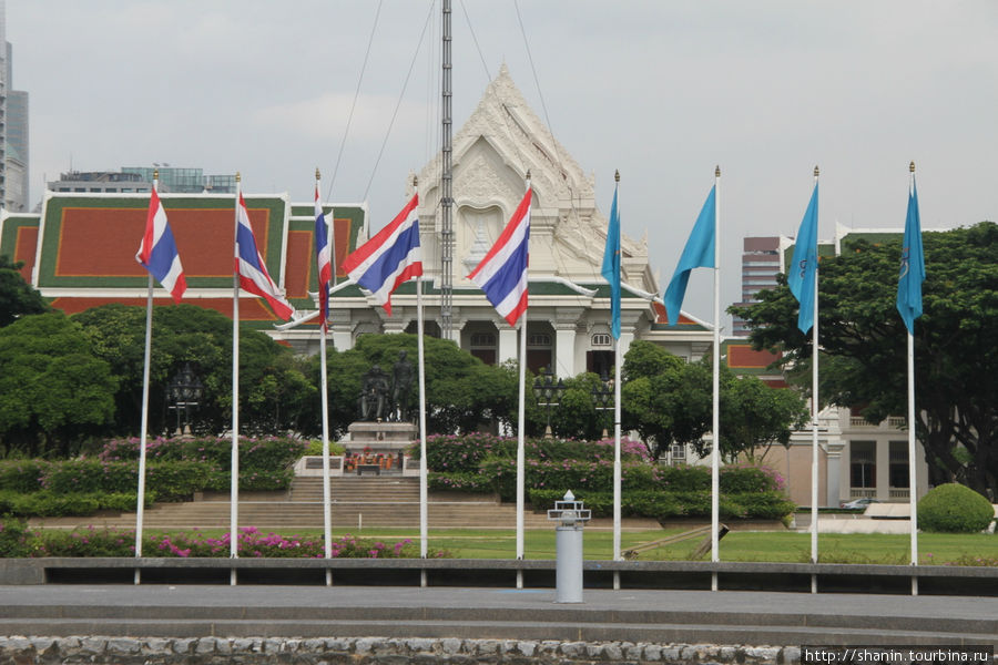 Бангкокский Университет имени Короля Чулалонгкорна Бангкок, Таиланд