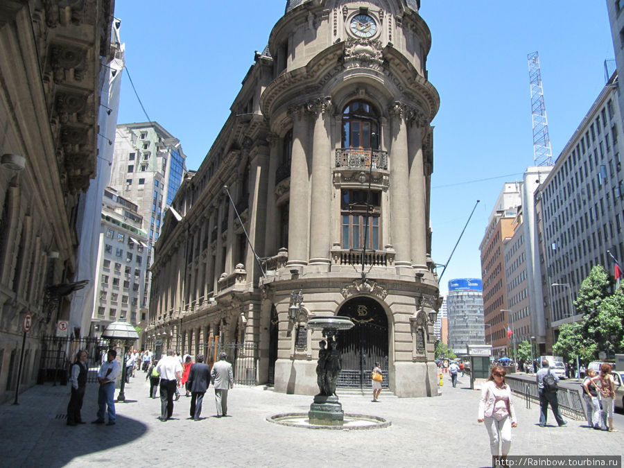 Приятная весенняя столица Сантьяго, Чили