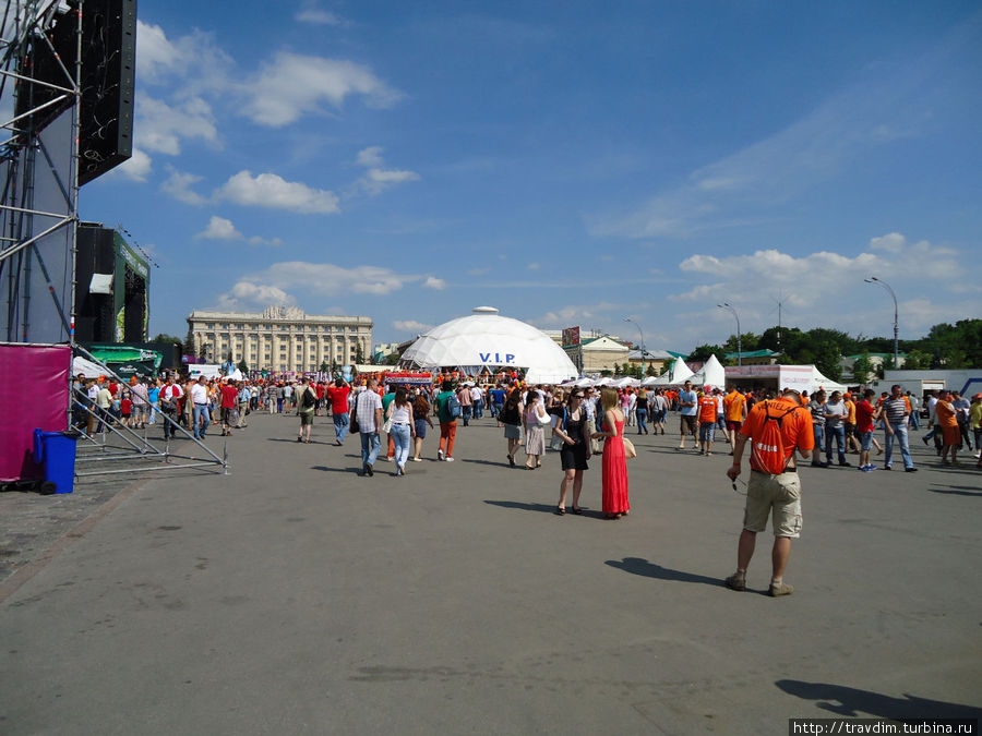 Оранжевая фан-зона на ЕВРО 2012 Харьков, Украина