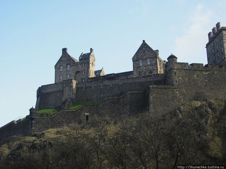 Эдинбургский замок — неприступная крепость. Шотландия, Великобритания