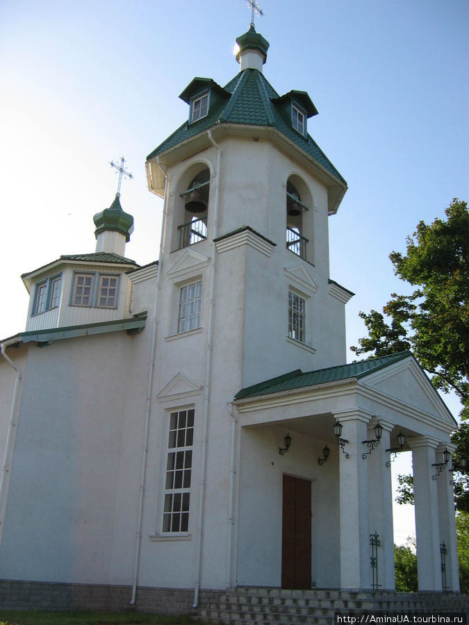 церковь в селе Дениховка Тетиев, Украина