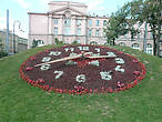 Цветочные часы Санкт-Петербурга