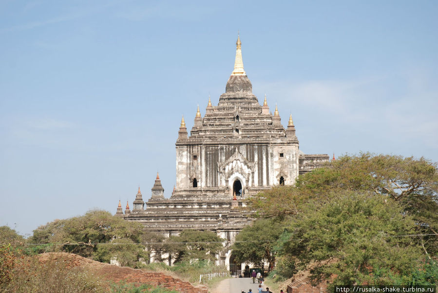 Храм Татбинью Баган, Мьянма