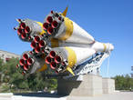 Монумент ракета-носитель Союз