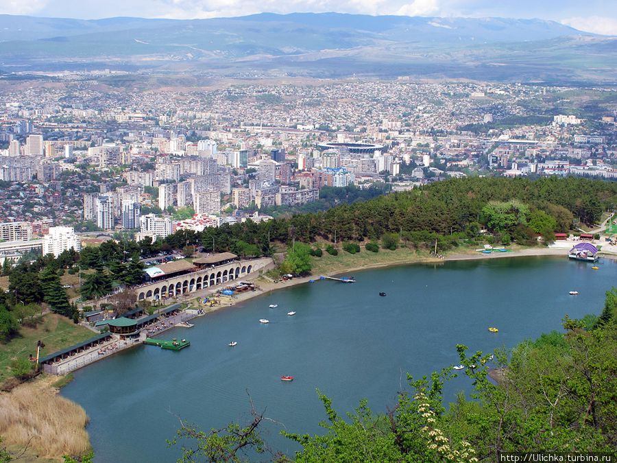 Черепашье озеро Тбилиси, Грузия