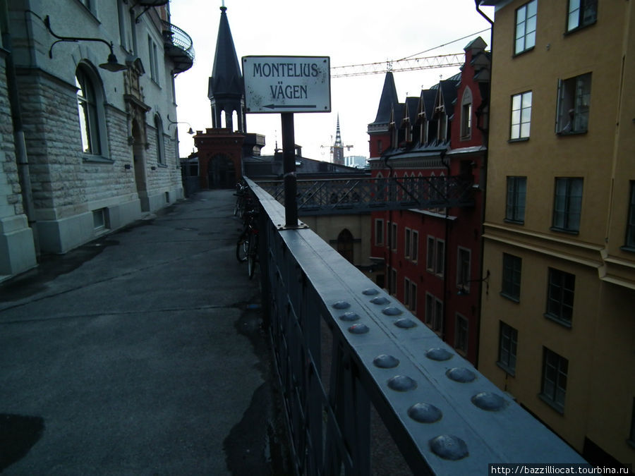 Башенка впереди — Марияхиссен (Машкин лифт то есть :)  ) Стокгольм, Швеция