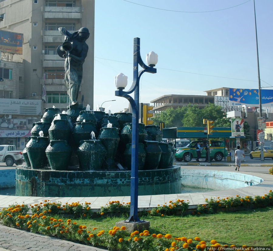 Памятник Аладдину Багдад, Ирак
