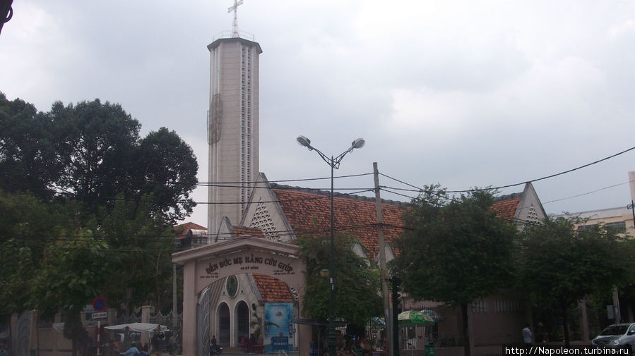 Храм Божией Матери Неустанной Помощи Хошимин, Вьетнам
