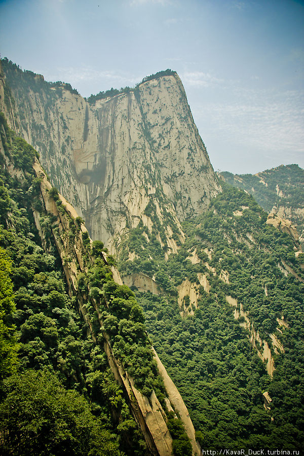 западная вершина горы Хуашань Хуайань, Китай