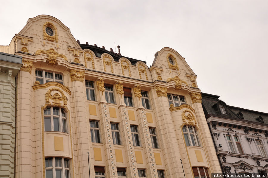 Пока разглядываешь расписные фасады... Братислава, Словакия