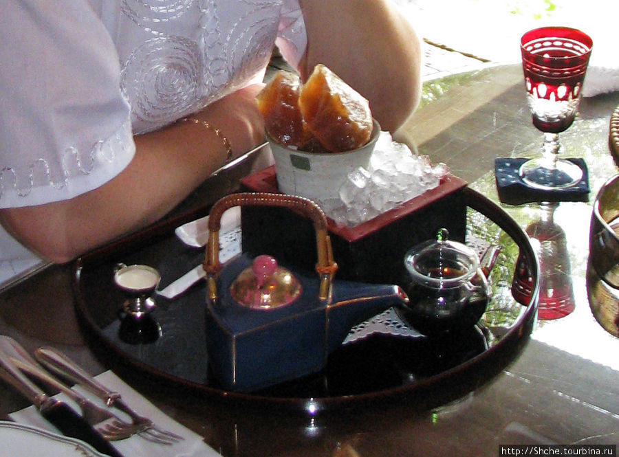 В чашке кусочки замороженного кофе Япония