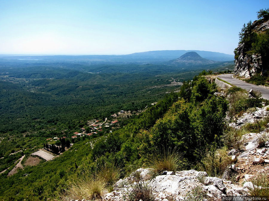 Вид с Румии Озеро Саско, Черногория