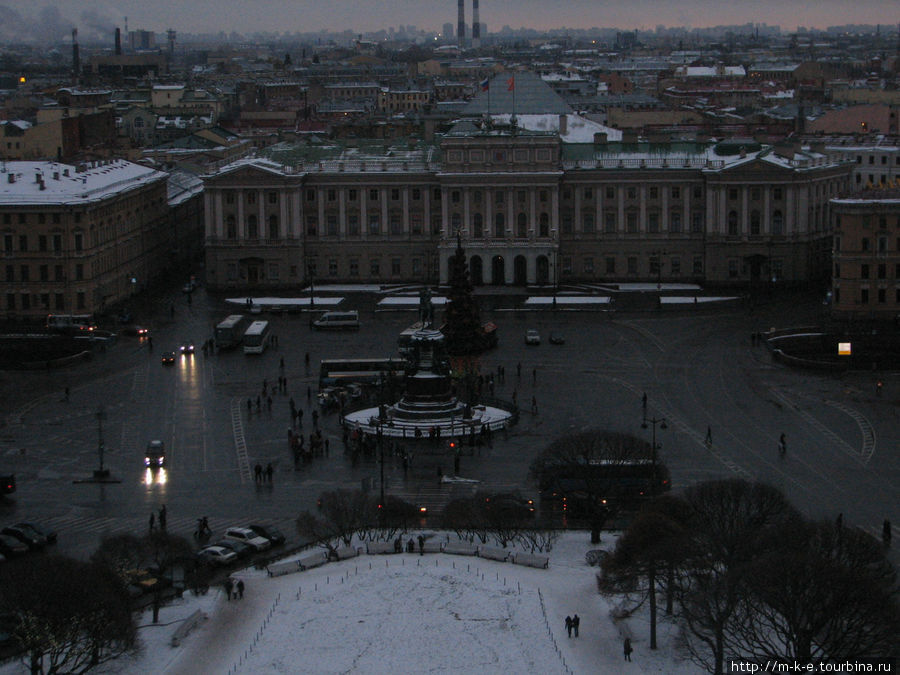 Исаакиевская площадь с Мариинским дворцом