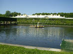 Этот фонтан Верхнего сада создан для накопления воды, для фонтанов Нижнего парка.