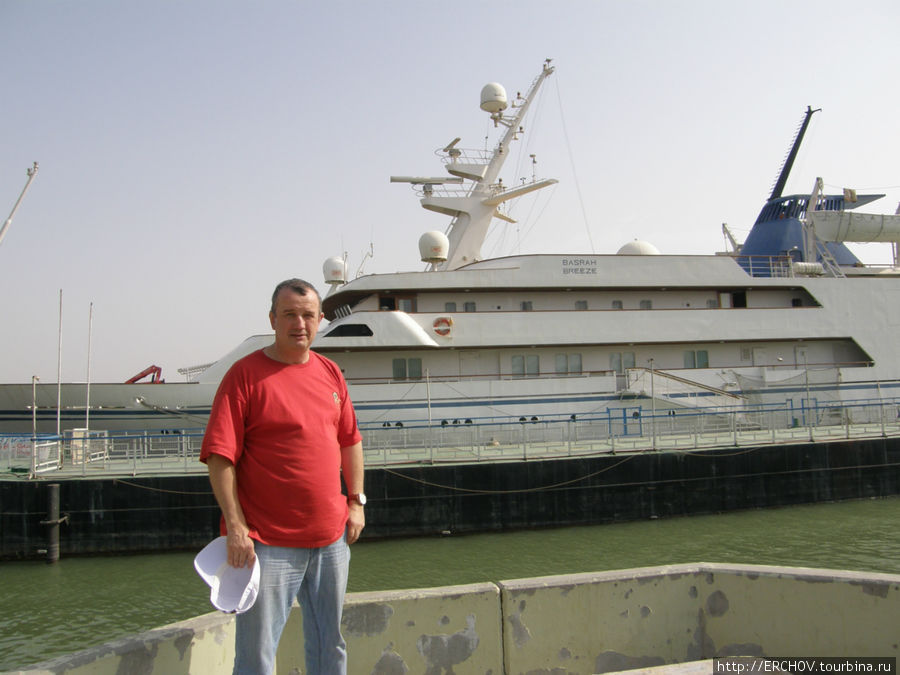 Шатт-эль-Араб в Басре Басра, Ирак Шатт-эль-Араб в Басре Басра, Ирак