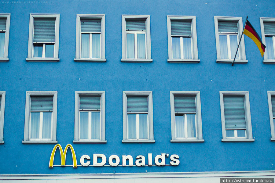Для Макдональдса выделили самое некрасивое здание:) Констанц, Германия