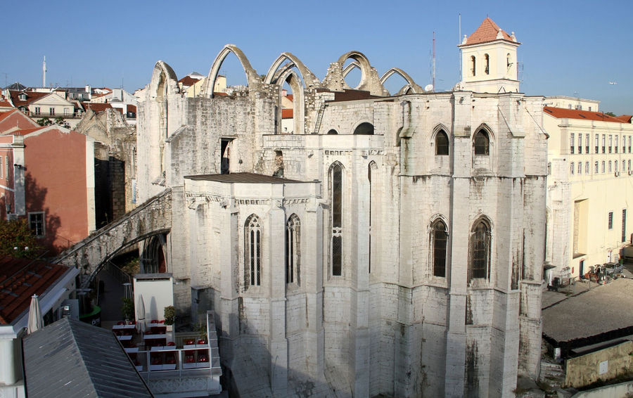 Готическое напоминание о лиссабонском землетрясении Лиссабон, Португалия