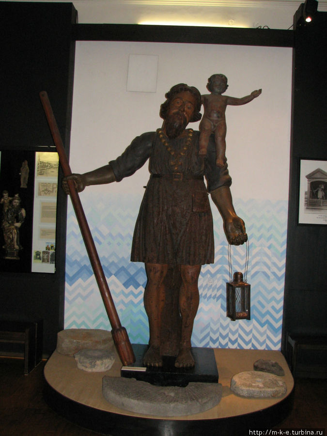 деревянная скульптура св. Христофора, или Большого Кристапа Рига, Латвия