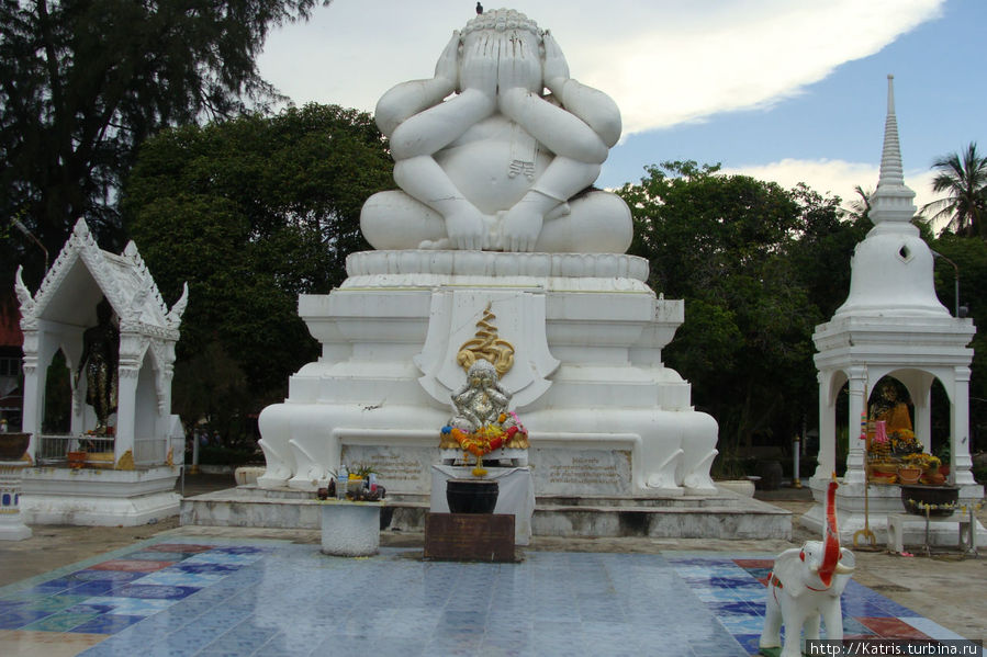 Шестирукий Будда Ча-ам, Таиланд