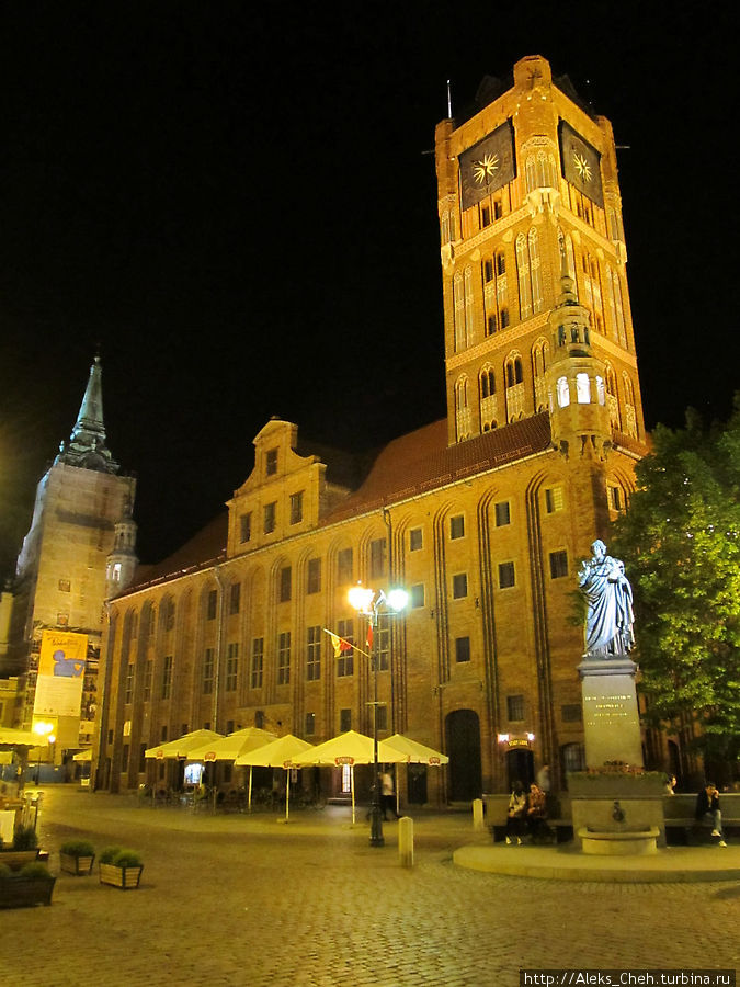 Ночной Торунь Торунь, Польша Ночной Торунь Торунь, Польша