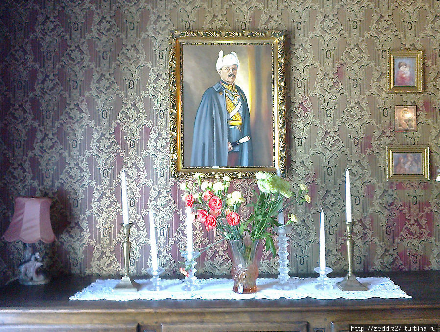 портрет Маннергейма в белой ушанке ... Лаппеенранта, Финляндия