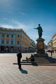 Памятник Дюку (герцогу) де Ришилье, градоначальнику  Одессы и генерал-губернатору Новороссийского края.