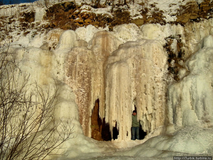 вход в пещеру Пляжная Ульяновка, Россия