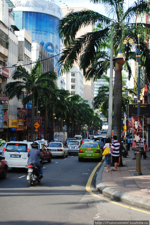 Улочки рядом с отелем Куала-Лумпур, Малайзия