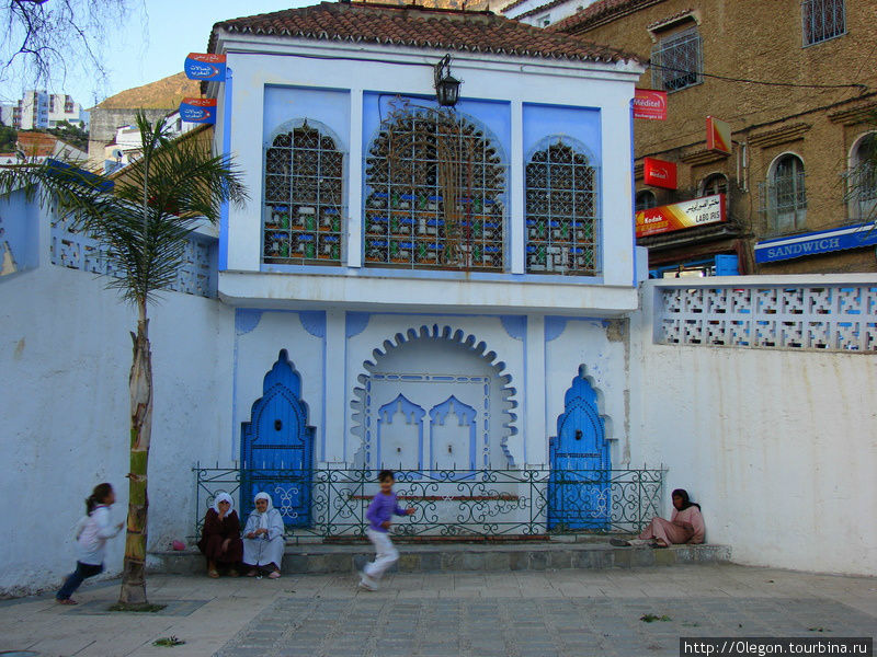 Тридцать минут в голубом городе Шефшауэн, Марокко