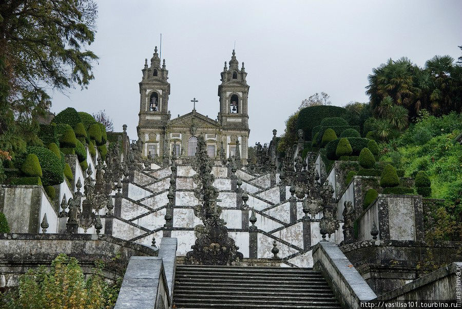 Сады и Святилище Бон-Жезуш-ду-Монти Брага, Португалия